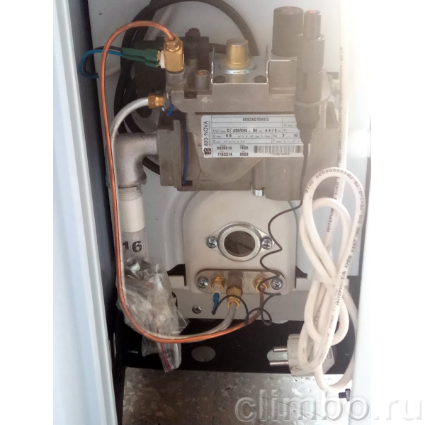 Напольный газовый котел АТЕМ Житомир Турбо КС-ГВ-020СН,  двухконтурный — фото товара